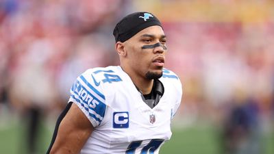 Amon-Ra St. Brown injury update: Insider opens up on star WR’s availability for Christmas Day game against the Minnesota Vikings