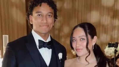  MLB salary, endorsements, earnings and fairytale proposal details