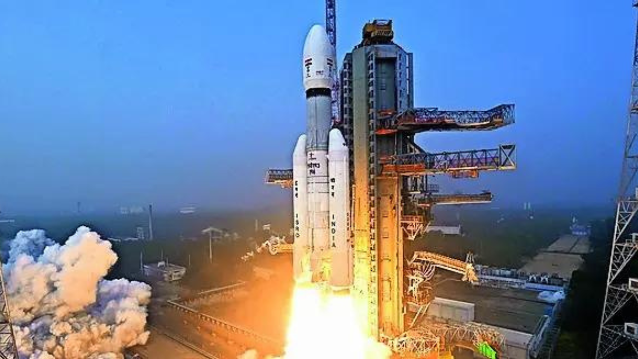 Isro delivers its heaviest punch as Bahubali puts BlueBird into orbit | India News - The Times of India