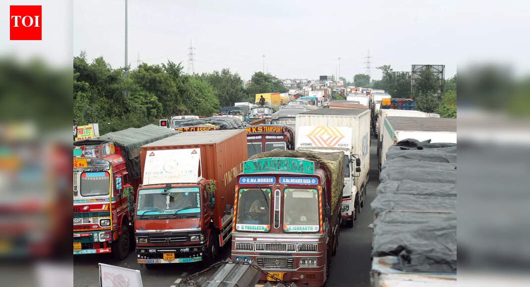 Indian commercial vehicle industry poised for upcycle as replacement demand builds: Nomura