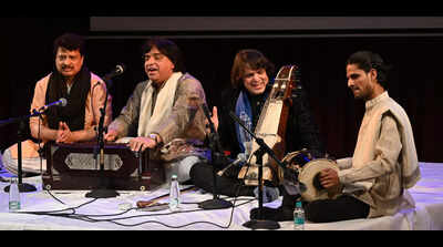 Hundred colours, one instrument: Sarangi takes centre stage