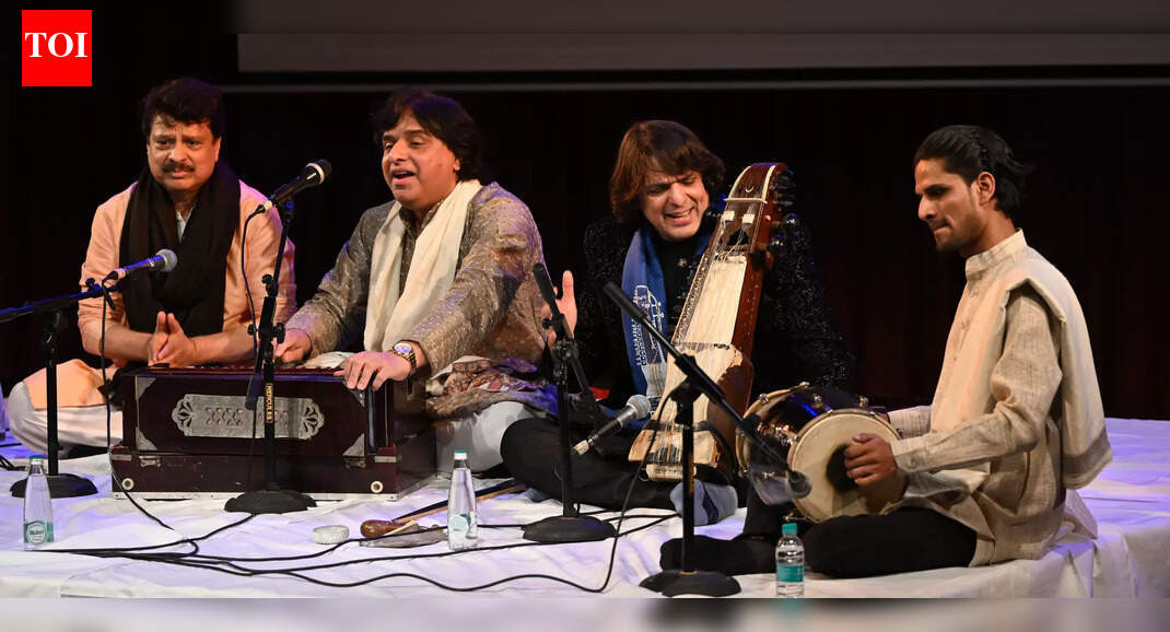 Hundred colours, one instrument: Sarangi takes centre stage