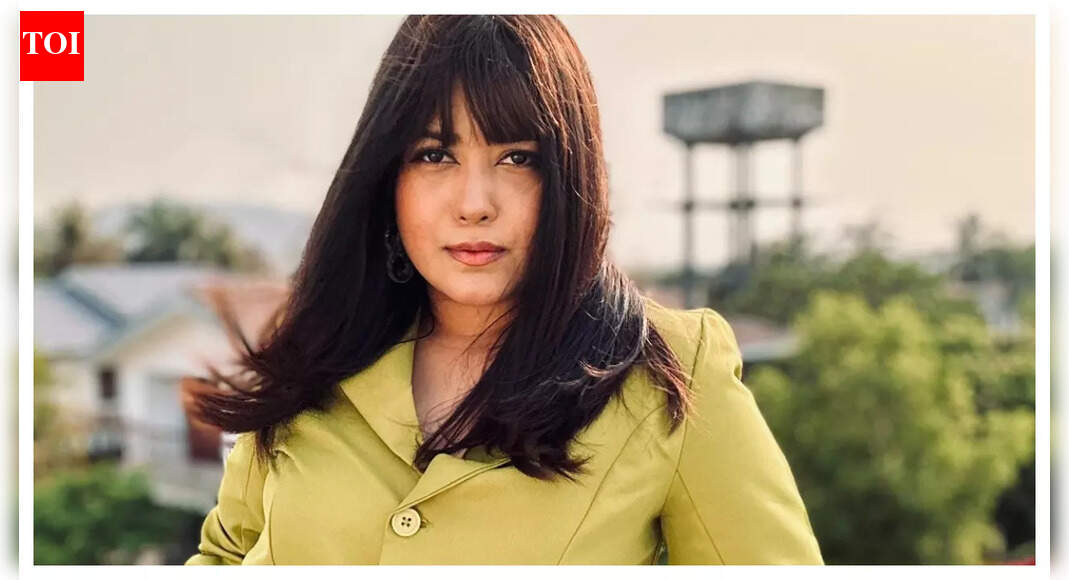 Christmas 2025: Shehzadi Hai Tu Dil Ki fame Prakriti Nautiyal says, 'I never knew that my Santa was actually my mom'