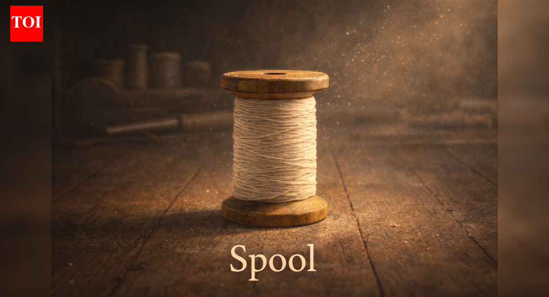 Spool: etymology, origin and how a quiet object learned to hold things together