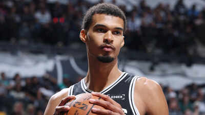 Is Victor Wembanyama playing tonight vs the Oklahoma City Thunder? Latest update on the San Antonio Spurs star's injury report (December 25, 2025)