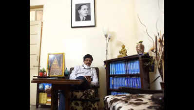 Republican Sena president Anandraj Ambedkar meets Shiv Sena chief Eknath Shinde, extends full cooperation for BMC polls