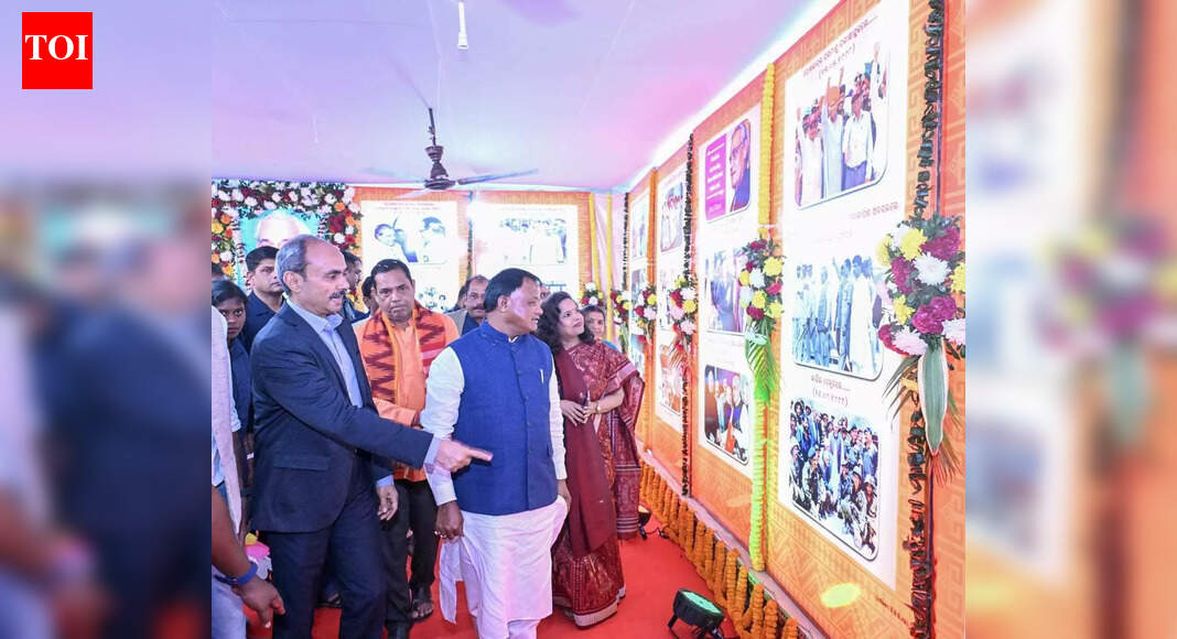 CM Mohan Charan Majhi recalls Vajpayee’s good work for Odisha on birth anniv