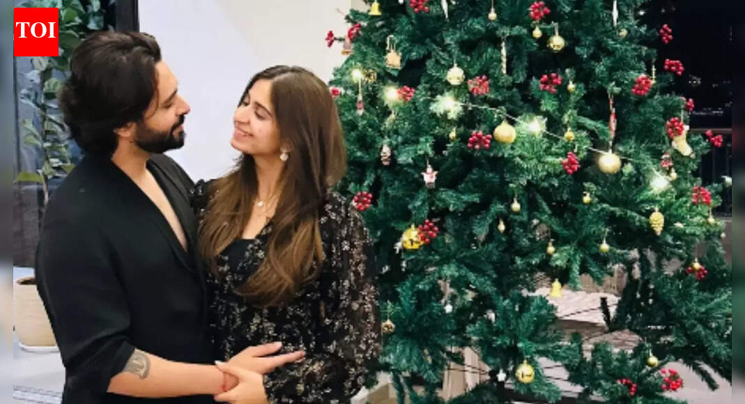 Kinjal Dave’s romantic Christmas with Dhruvin Shah; the couple’s classy attire steals attention