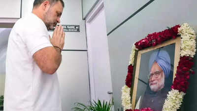 ‘Erudite and deeply decent’: Congress, leaders across party lines pay tribute to Manmohan Singh on first death anniversary; Tharoor shares heartfelt video