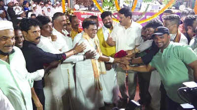 Hindus Offer ‘Hore Kanike’ to Uroos of Manjanady Juma Masjid