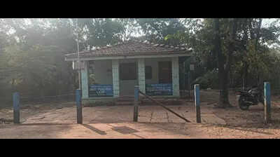 Over 15 anti-poaching camps defunct in Khanapur taluk, raising wildlife safety concerns