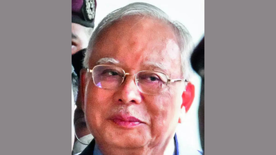 Malaysia ex-PM Razak gets new jail term, $2.8 billion fine in 1 MDB case