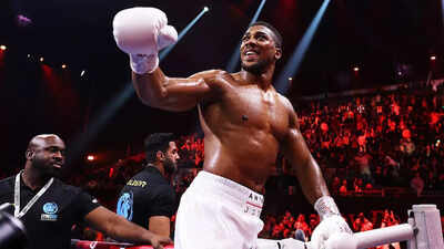 Anthony Joshua gives honest 3-word response to Jake Paul’s punching power