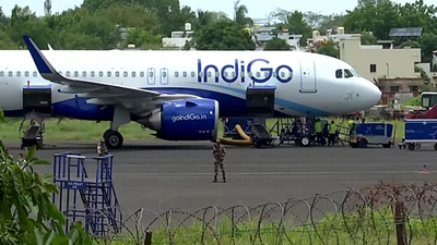 Mumbai: IndiGo issues travel advisory after baggage belt glitch; fog disrupts bengaluru flights