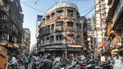 Battle for BMC: Amid narrow roads & bustling markets, old ward struggles to preserve heritage