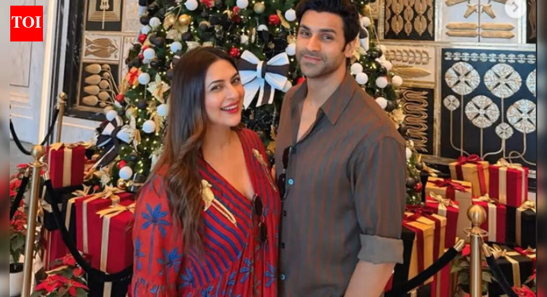 Divyanka Tripathi and Vivek Dahiya share glimpses of Christmas celebrations; fans shower the couple with love - See PICS