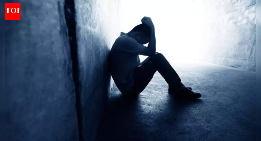 Zodiac signs who experienced hardship in 2025