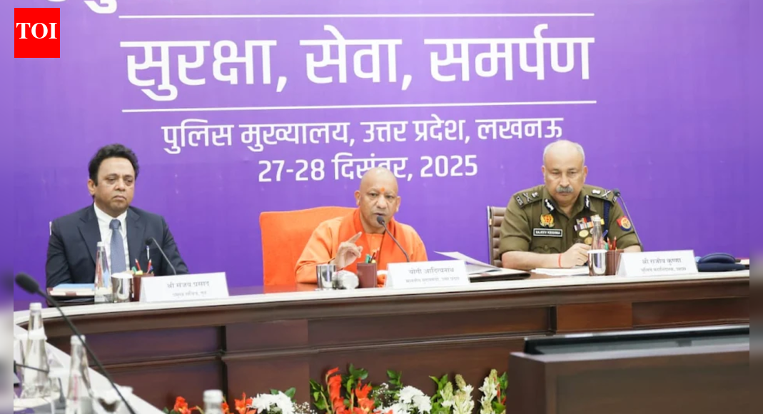 Adityanath launches AI-based app on crime data at police conference