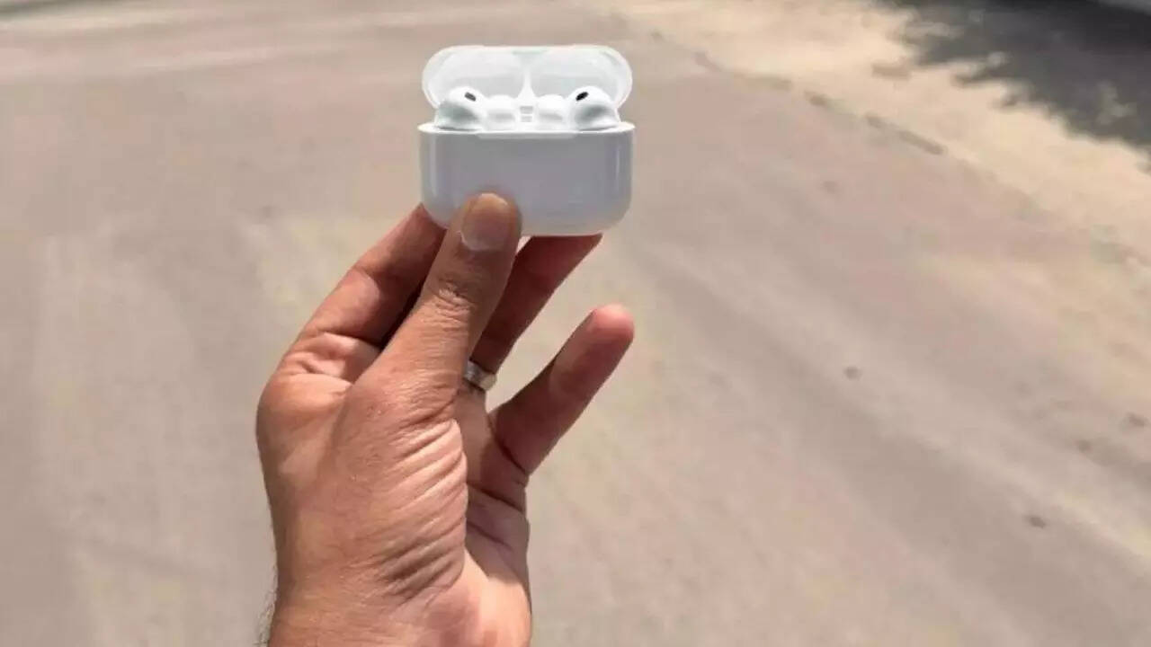 How to use live translation feature with AirPods