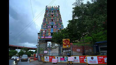 Vijayawada’s Durga temple left ‘powerless’ for an hour over dispute