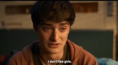 ஏன் வில் பையர்ஸின் ஓரின சேர்க்கையாளர் ஒப்புதல் வாக்குமூலம் MAGA பார்வையாளர்களை எரிச்சலடையச் செய்தது மற்றும் ஸ்ட்ரேஞ்சர் திங்ஸ் ரசிகர்களை பிரித்தது