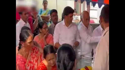 Protests erupt after farmer collapses in CRDA meet