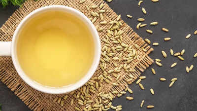 நீங்கள் தினமும் சாஃப் வாட்டர் குடித்தால் உண்மையில் என்ன நடக்கும்: நன்மைகள், தயாரிப்பு மற்றும் உட்கொள்ளும் வழிகாட்டுதல்கள்