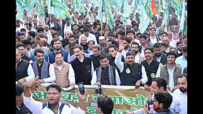 ‘Save Aravalli’: Cong brass lead foot march across Raj