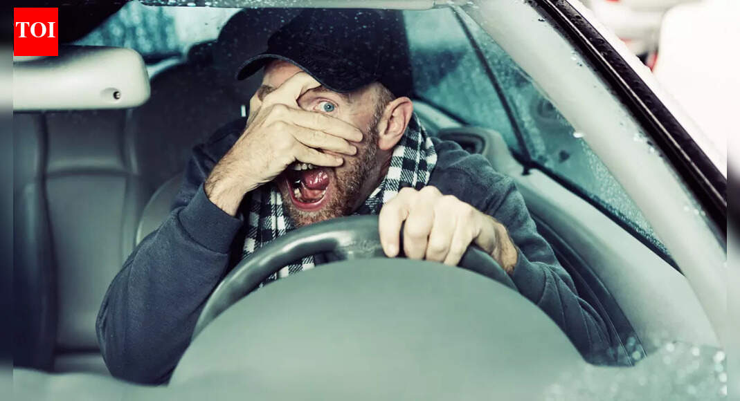 Why talking while driving is more dangerous than you think