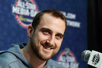 Nick Foligno’s Income and Net Worth: How much wealth has the Blackhawks captain gained in 2025?