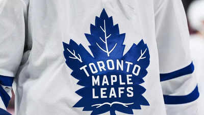 Maple Leafs’ calculated trade deadline mindset clashes with fan expectations for a season-changing acquisition