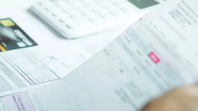 Bengaluru man gets Rs 14L bill for credit card he never had; bank barred from recovery, Rs 2K costs imposed