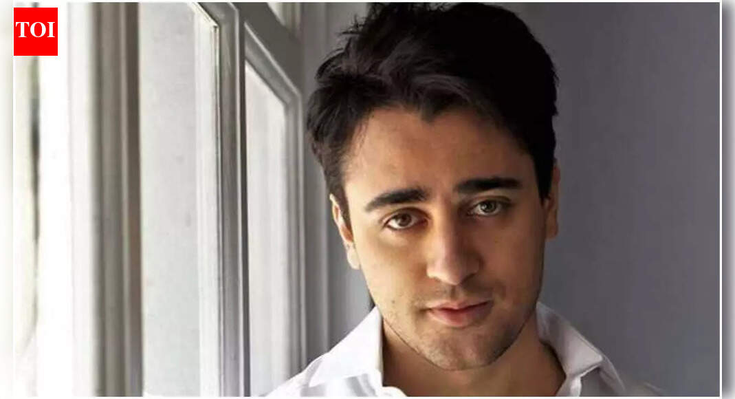 When Imran Khan chose HOT shower and SLEEP over GOLD phone at a Dubai event, he said, 