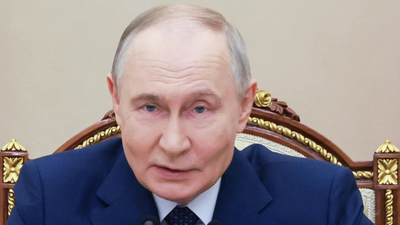 'If Kyiv doesn't want peace …': Putin's big warning ahead of Zelenskyy-Trump meet; threatens military action on Ukraine