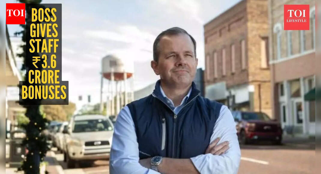 Boss sells company, gives employees ₹3.6 crore each and internet can’t believe it