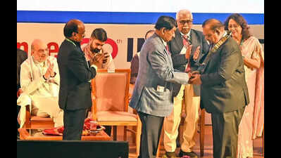 Senior doctors felicitated at IMA NATCON 2025