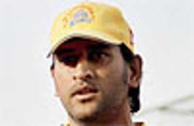 IPL 5: Chennai Super Kings look to rediscover consistency against Royal Challengers Bangalore