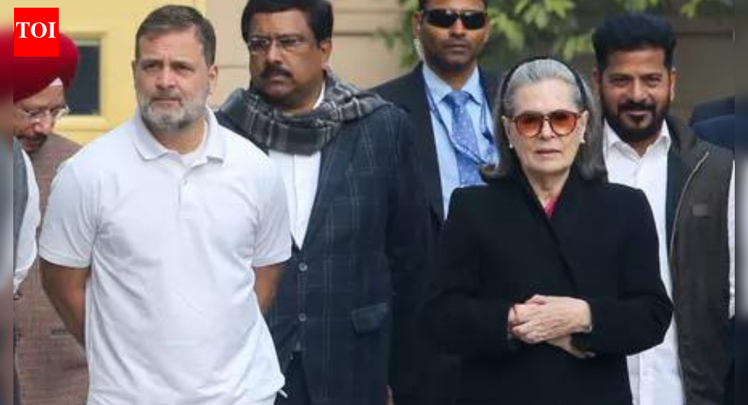 BJP: Congress has become asset of 'fake' Gandhis; Kharge a 'remote-controlled' politician