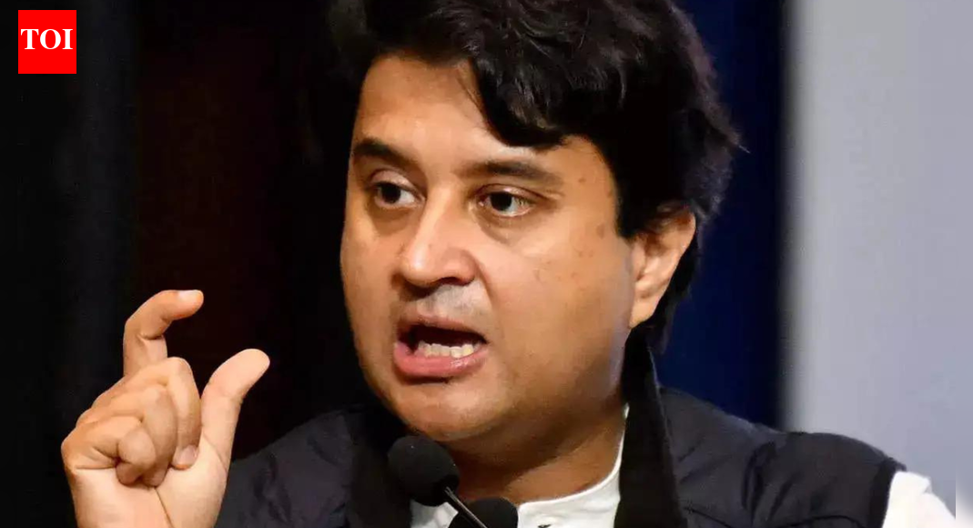 Scindia: Government to soon allocate spectrum to satcom players