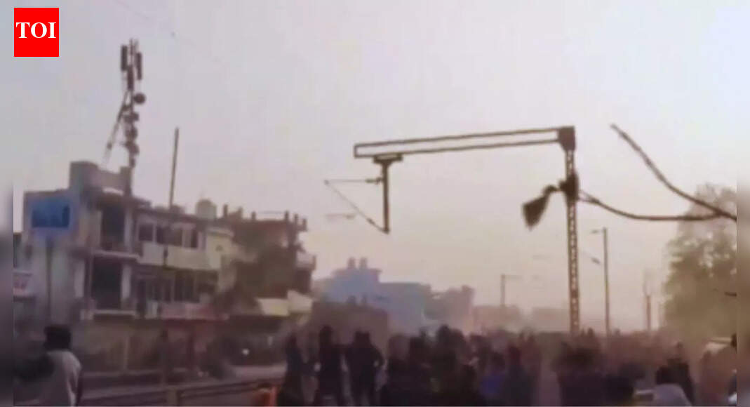 Encroachments on forest land: Stones pelted at cops during protest in Rishikesh, highway, trains blocked