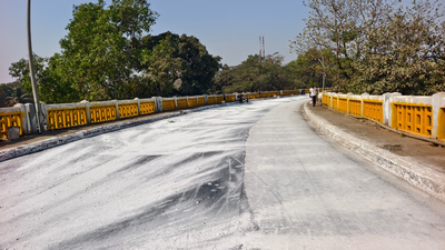 Kalyan-Dombivli Municipal Corporation completes Waldhuni bridge repairs in record 8 days, will reopen it for motorists today
