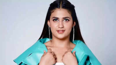 Who Is Pranjal Dahiya? All you need to know about the Haryanvi singer who schooled a fan 'to behave properly' mid show