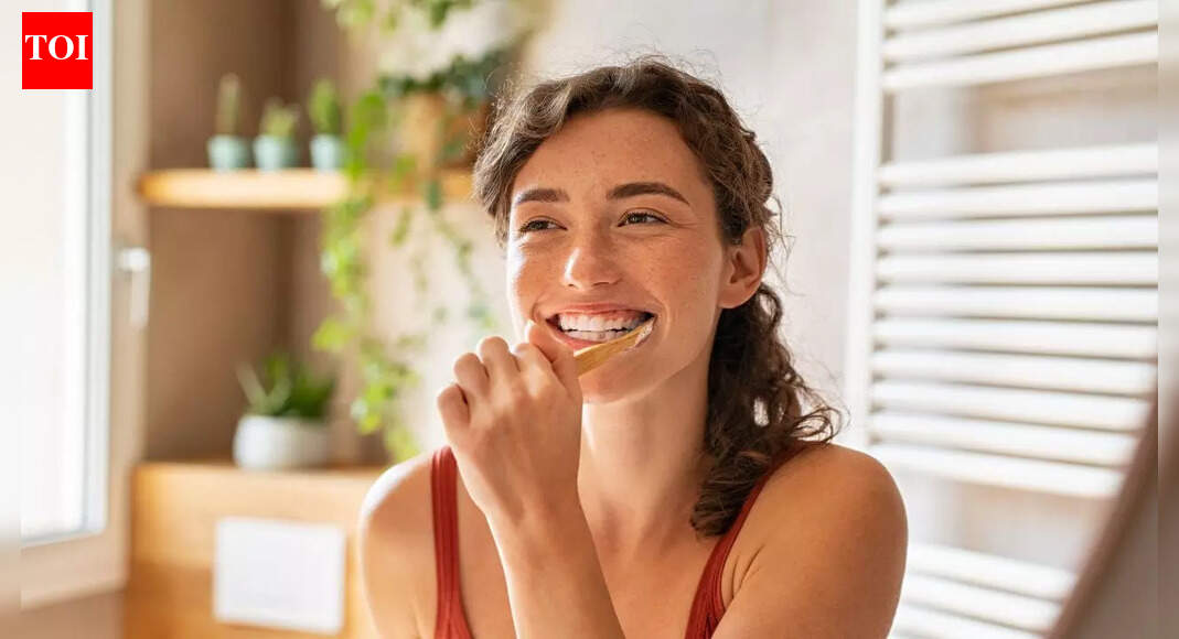 Neuroscientist suggests 3 simple brushing-time habits that may help lower dementia risk