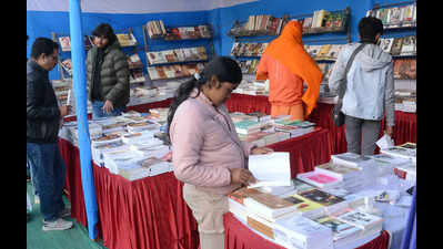 Ranchi National Book Fair: Surge in Demand for Jharkhand History, Culture, and Self-Help Books