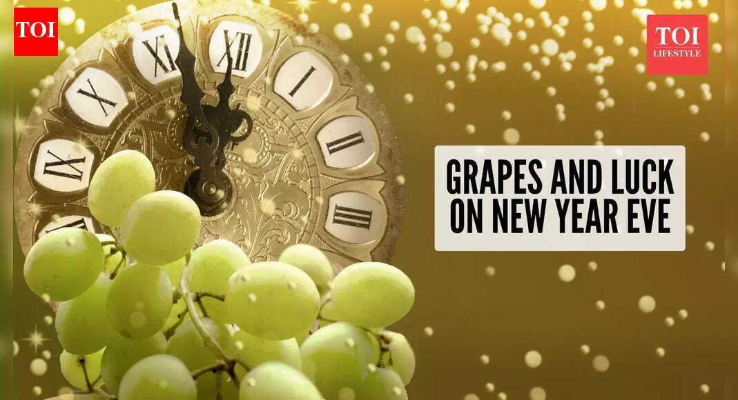नए साल की पूर्व संध्या पर भाग्य के लिए अंगूर खा रहे हैं? यहां बताया गया है कि वे आपके शरीर के लिए क्या करते हैं |