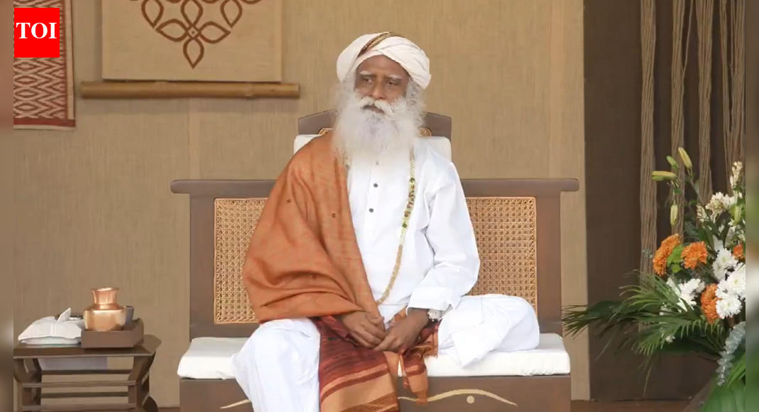 'Siliguri Corridor, an anomaly, should have been corrected in 1971,' says Sadhguru