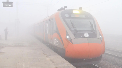 As fog hits punctuality, 2 spare Vande Bharat trains kept for timely departure from New Delhi, Varanasi stns