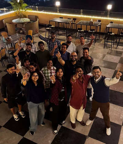 Zakir Khan Wraps Up 60-City Tour in Kolkata — With Laughter, Love, and Late-Night Biryani