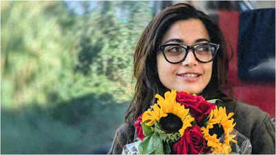 Survived because of you': Rashmika Mandanna shares emotional note as she  completes 9 years in film industry | - The Times of India