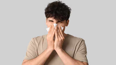 இந்த 4 குளிர்பானங்கள் உங்கள் குளிர்கால இருமல் மற்றும் சளியை மோசமாக்கலாம்: ஊட்டச்சத்து நிபுணர் மறைந்திருக்கும் அபாயங்களை வெளிப்படுத்துகிறார்